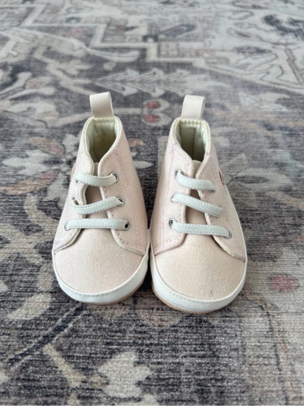 Infant Canvas High-Top Sneakers in Light Pink